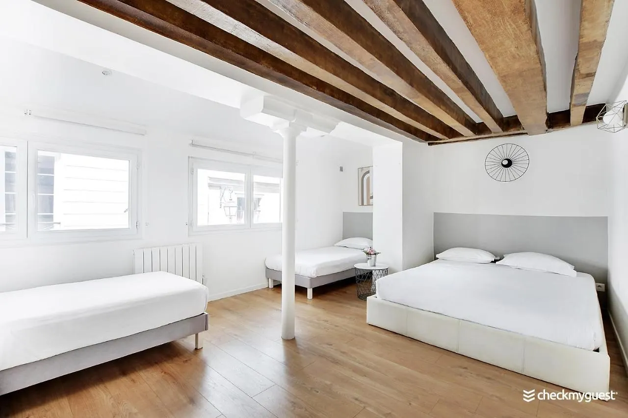 Magnifique Loft Atelier Parisien 180m2. Appartamento